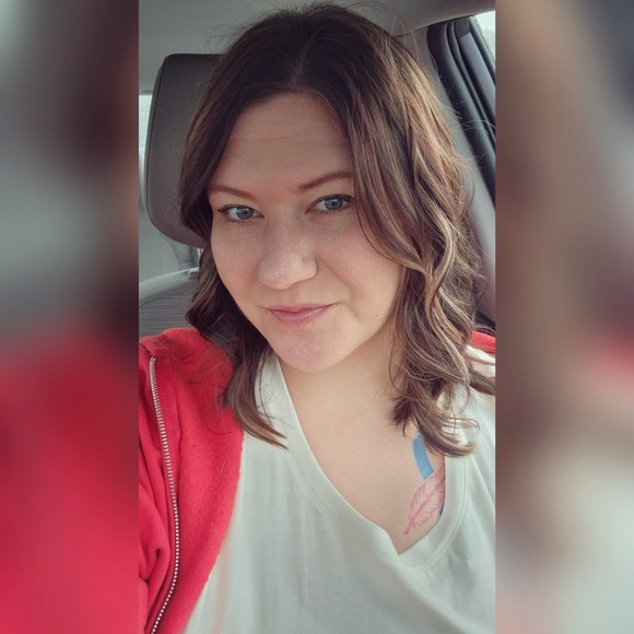 Meet your Posher, Brittany - Picture 1 of 1